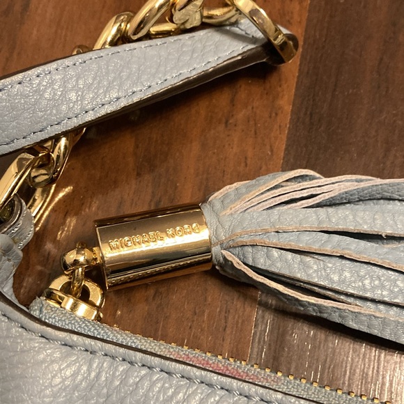 Michael Kors Handbag - Picture 3 of 9